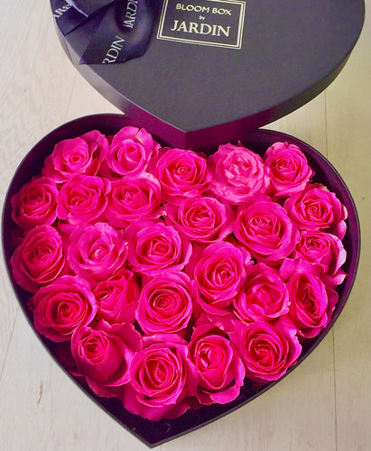 Full Roses Heart Bloombox