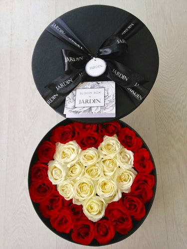 Full Roses Round Bloombox by Jardin